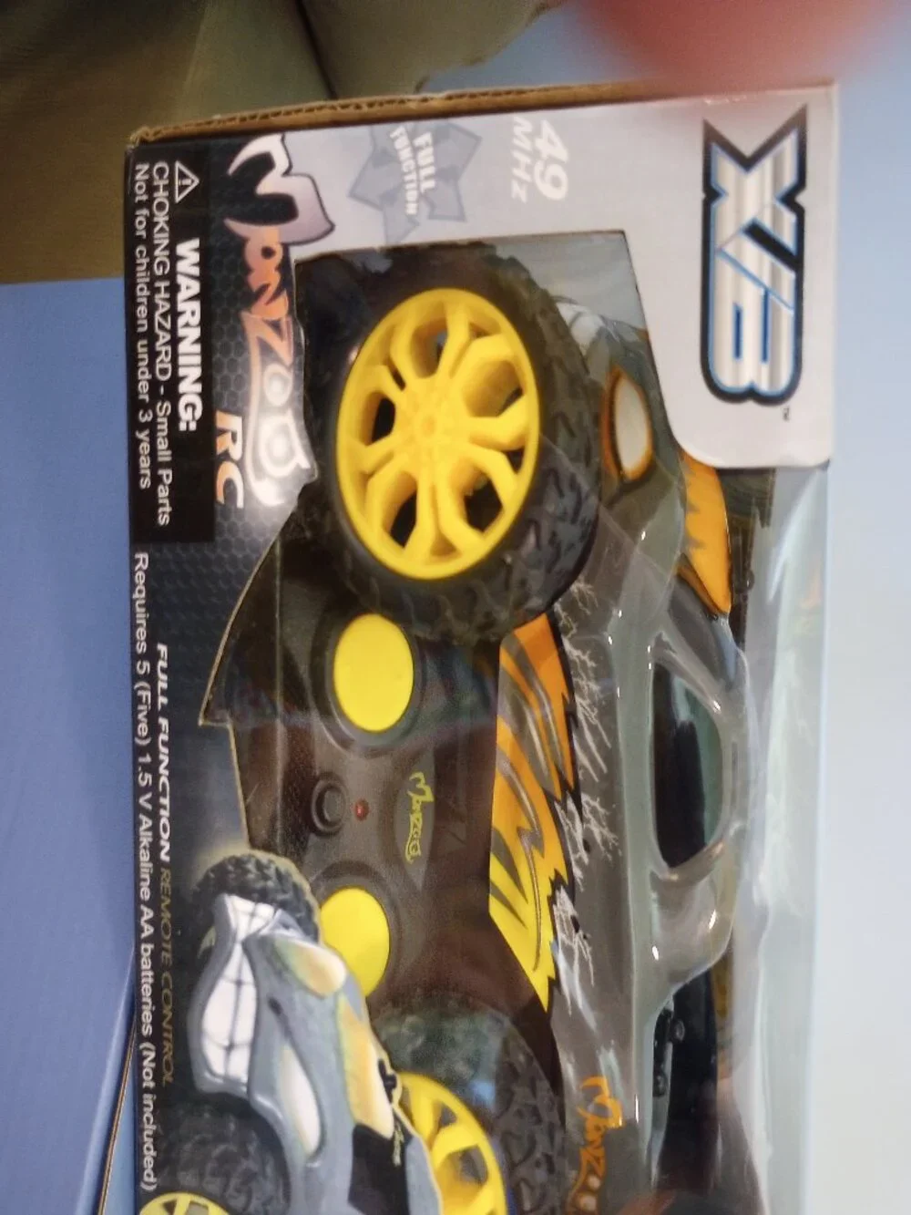 Monzoo RC truck (NWT)
